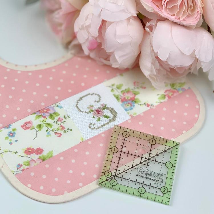 Линейка для пэчворка в дюймах, 2 ½ х 2½" 