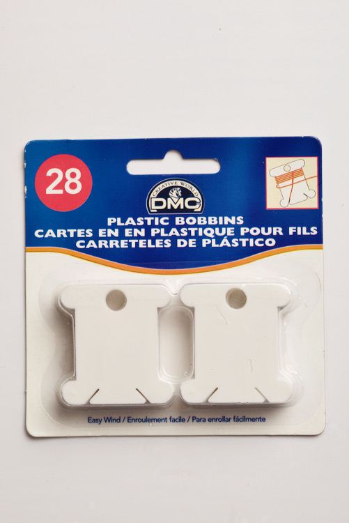 Пластиковые бобины DMC 
